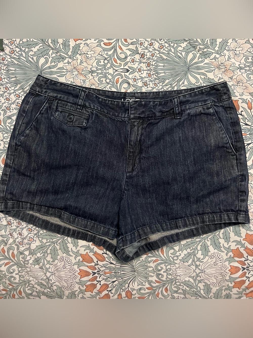 LOFT Women's Dark Wash Denim Shorts
